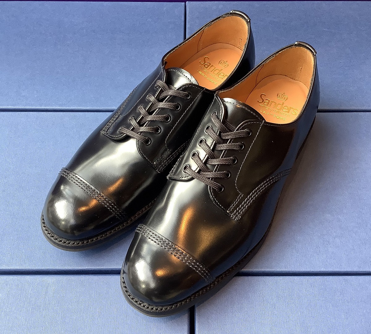 ★日本の職人技★ サンダース再入荷しまた(RESTOCK Post Trading | SANDERS) 靴