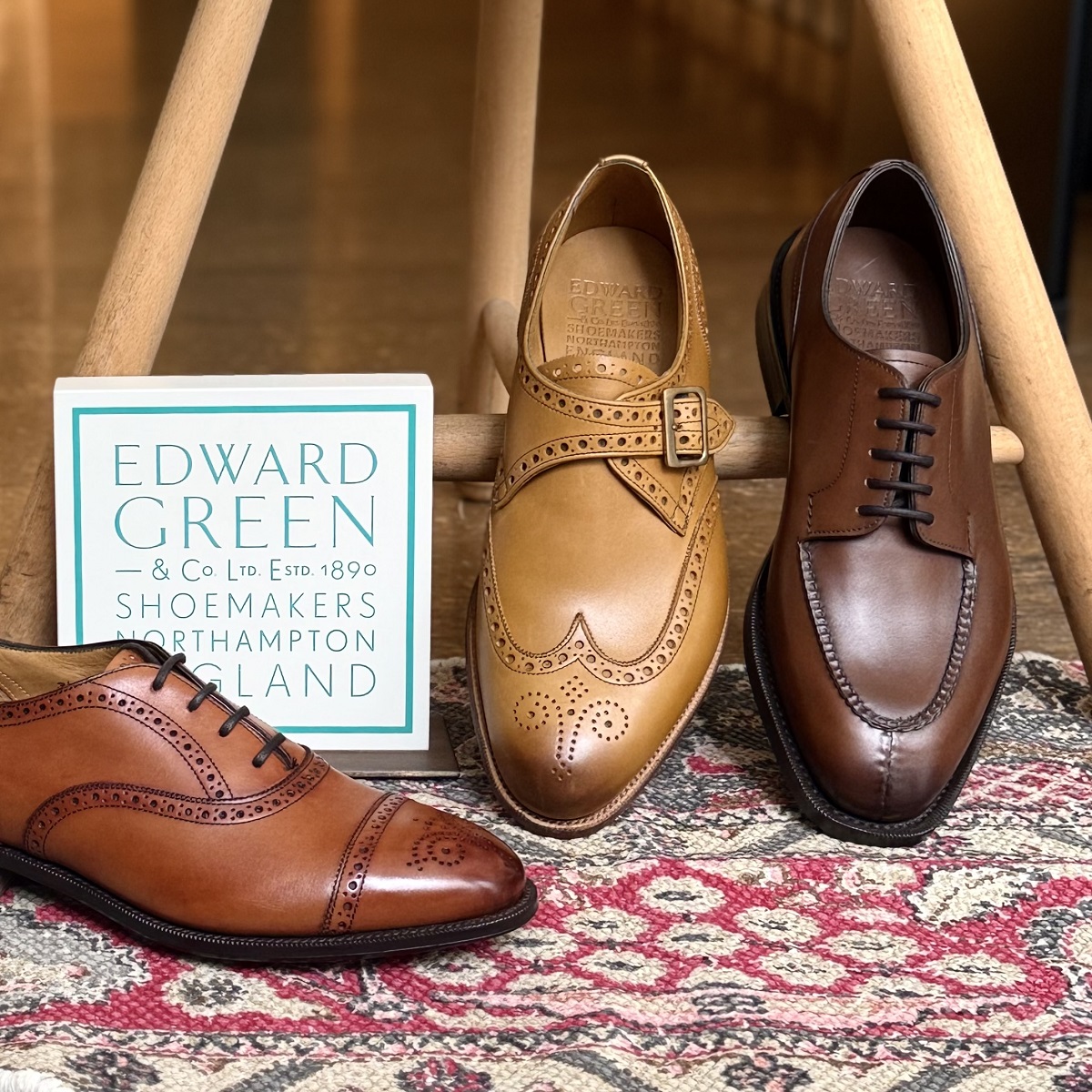 英国老舗メーカー、エドワードグリーンが手掛けるレディース靴です