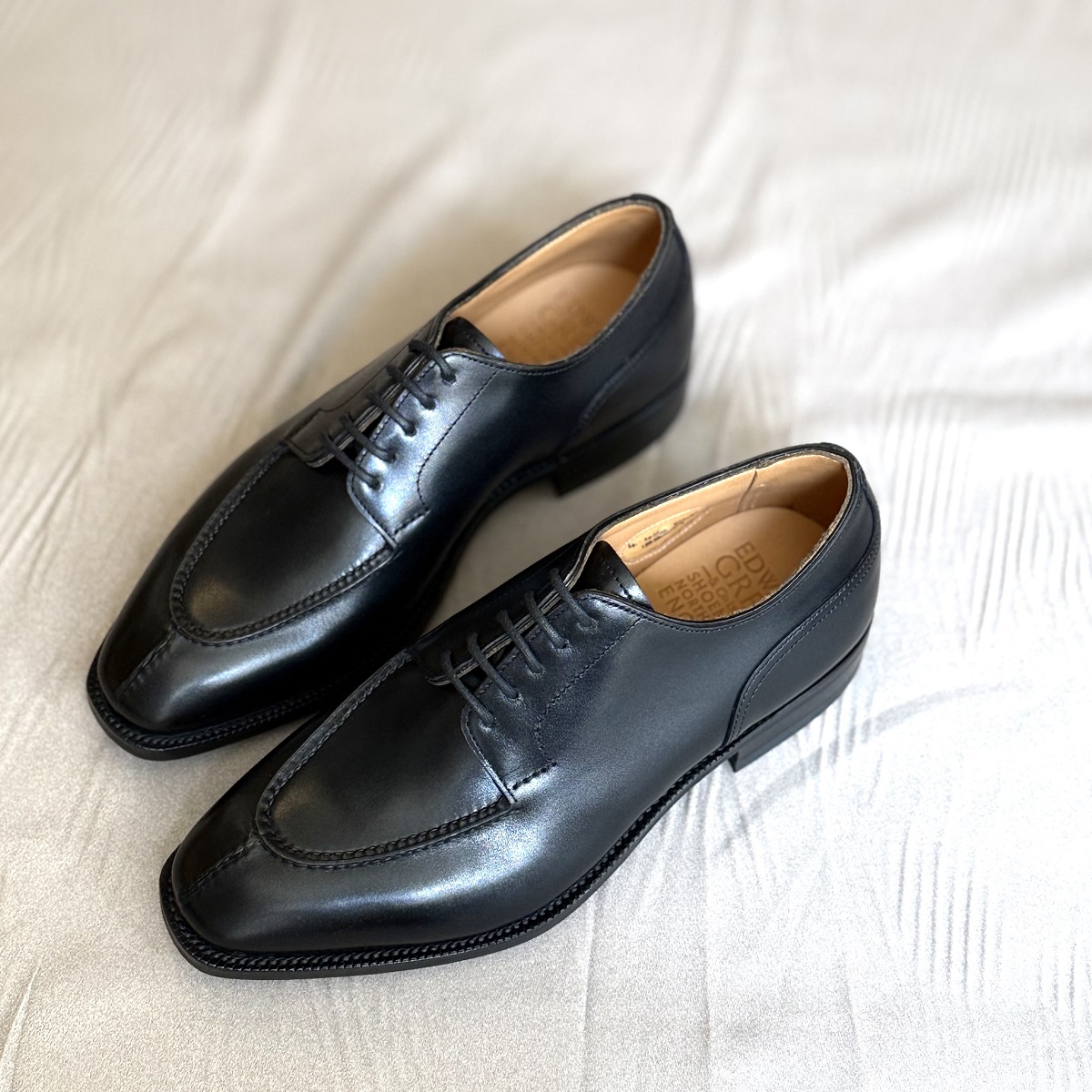 英国老舗メーカー、エドワードグリーンが手掛けるレディース靴です