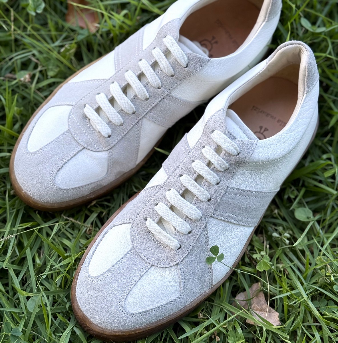 エリアマウリッツィ（Elia Maurizi）のハンドメイドスニーカー