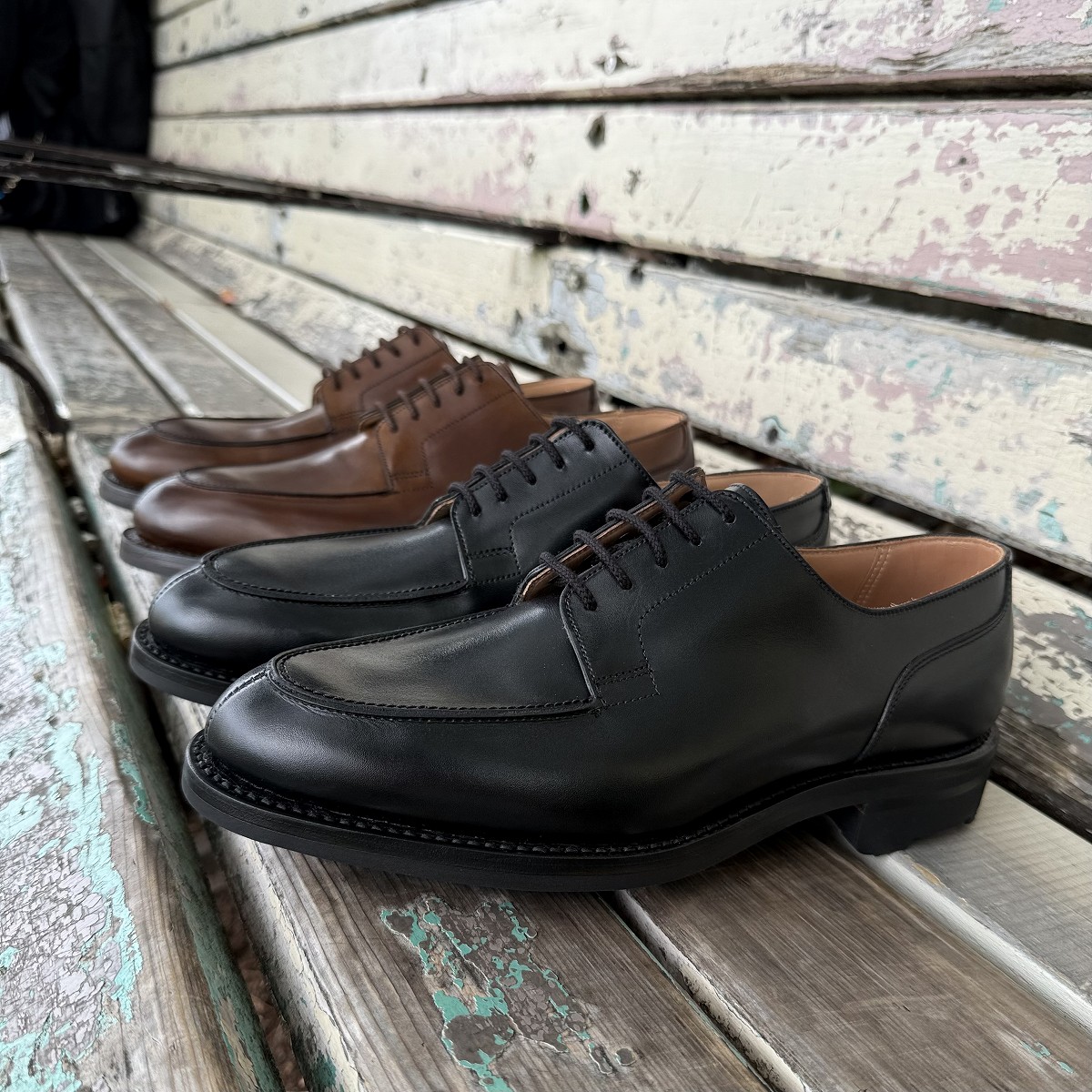 クロケット＆ジョーンズのユーチップはビジネスからカジュアルまで