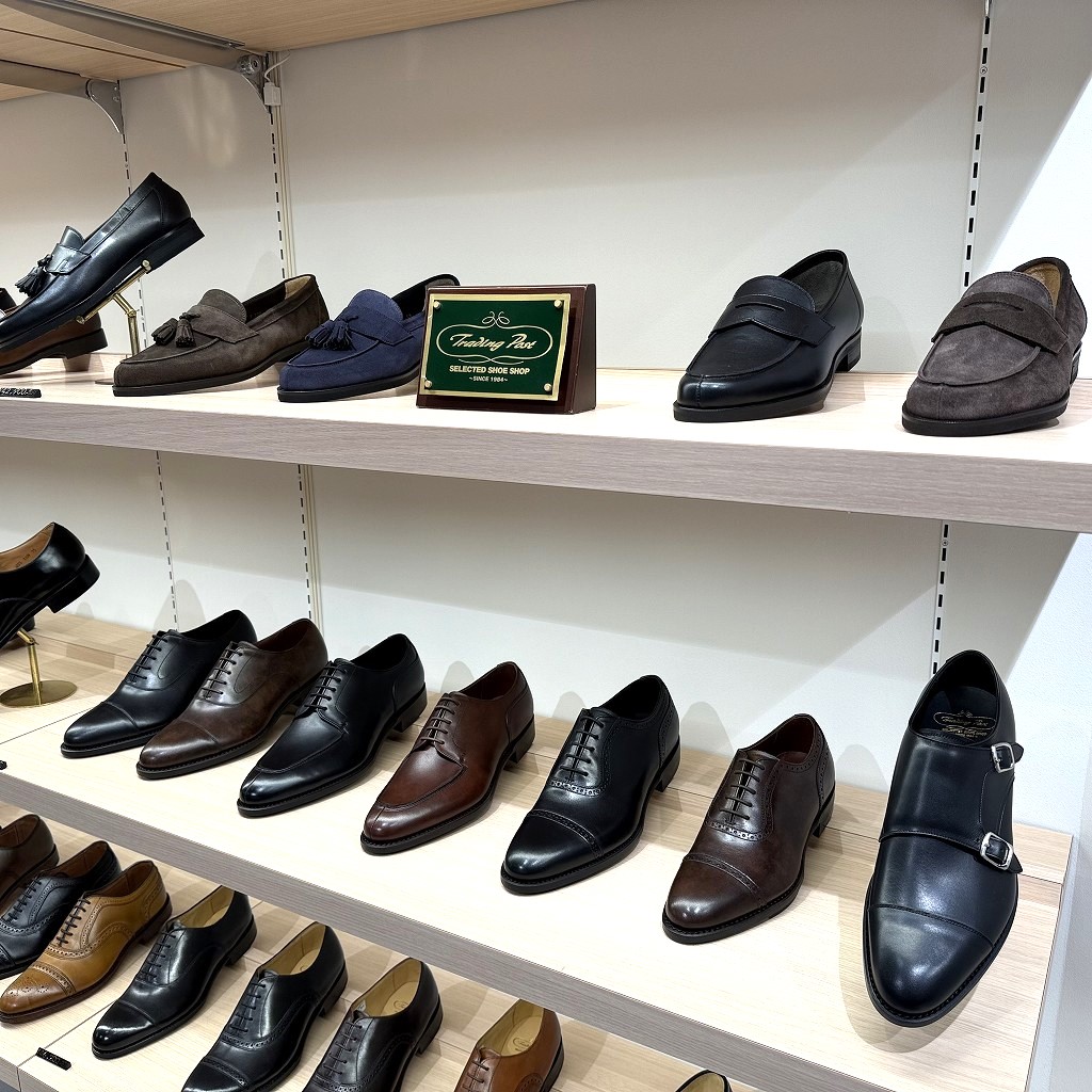 全天候に対応可能！オールウェザーコレクションのご紹介 | Trading