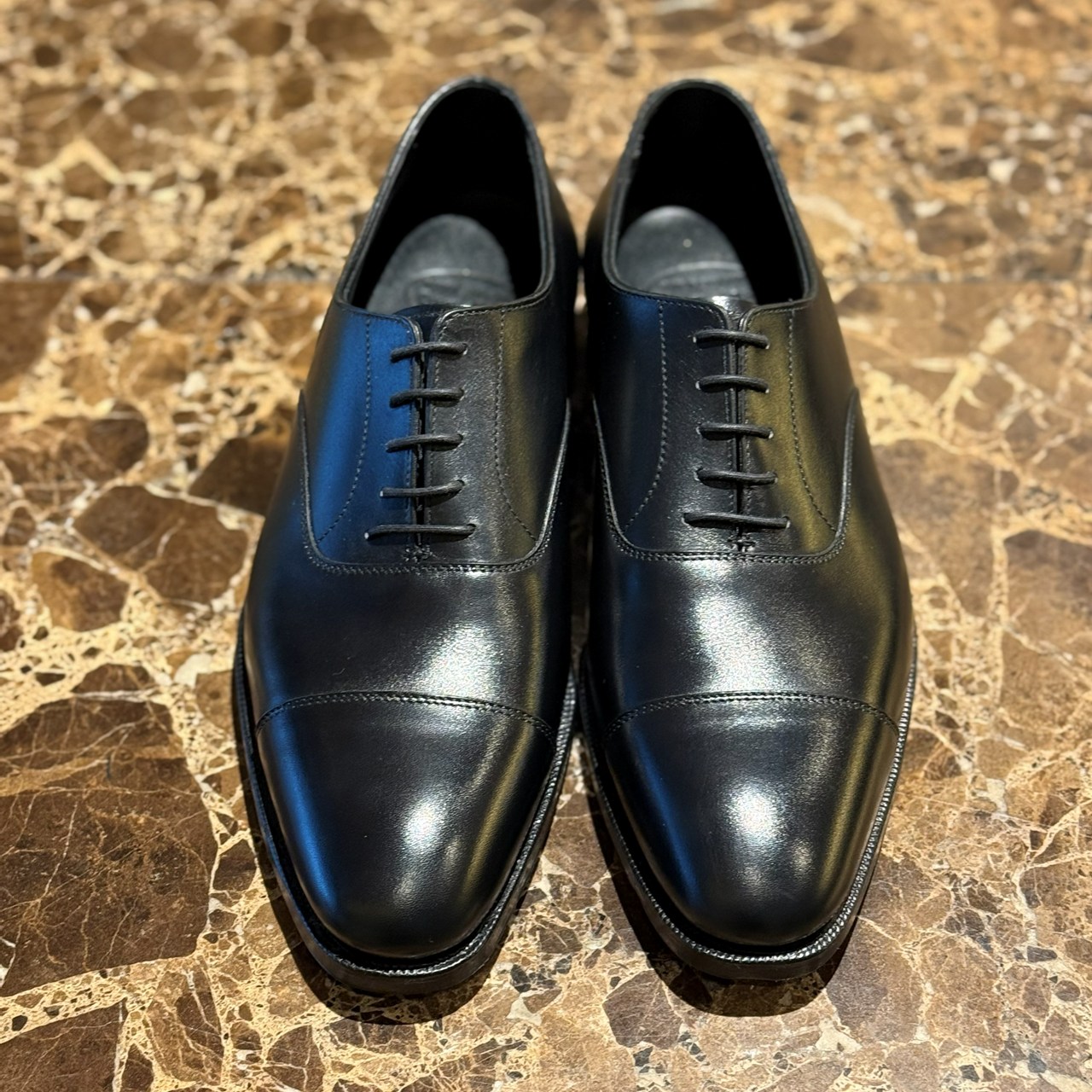 クロケット＆ジョーンズのストレートチップ「オードリーをくらべてみた