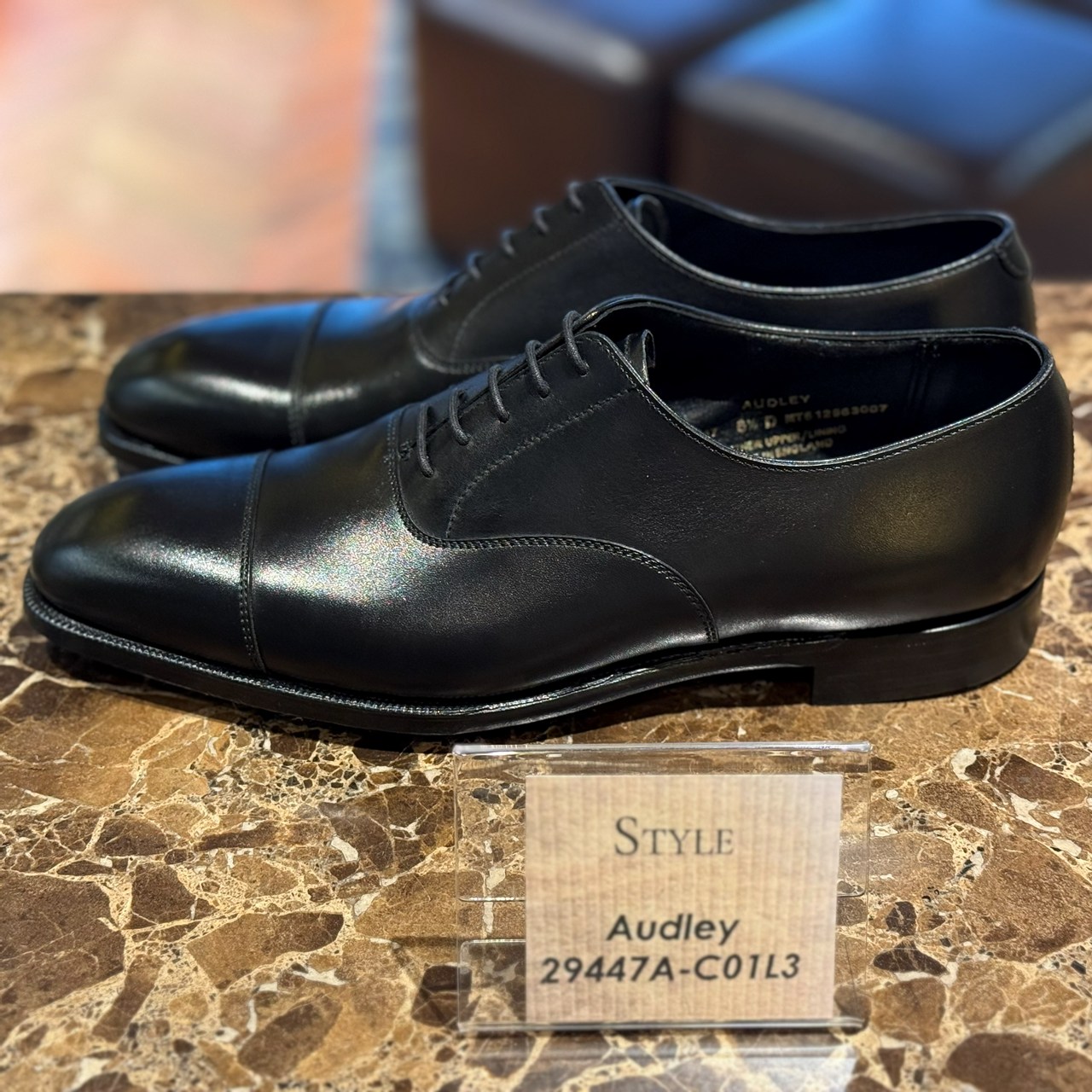 クロケット＆ジョーンズのストレートチップ「オードリーをくらべてみた