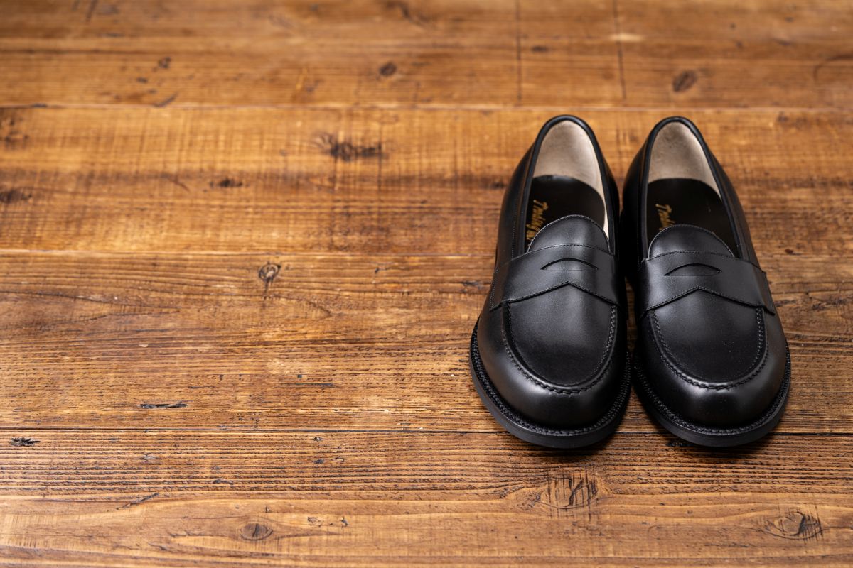 大人への革靴カジュアル提案。おすすめのローファー、タッセル