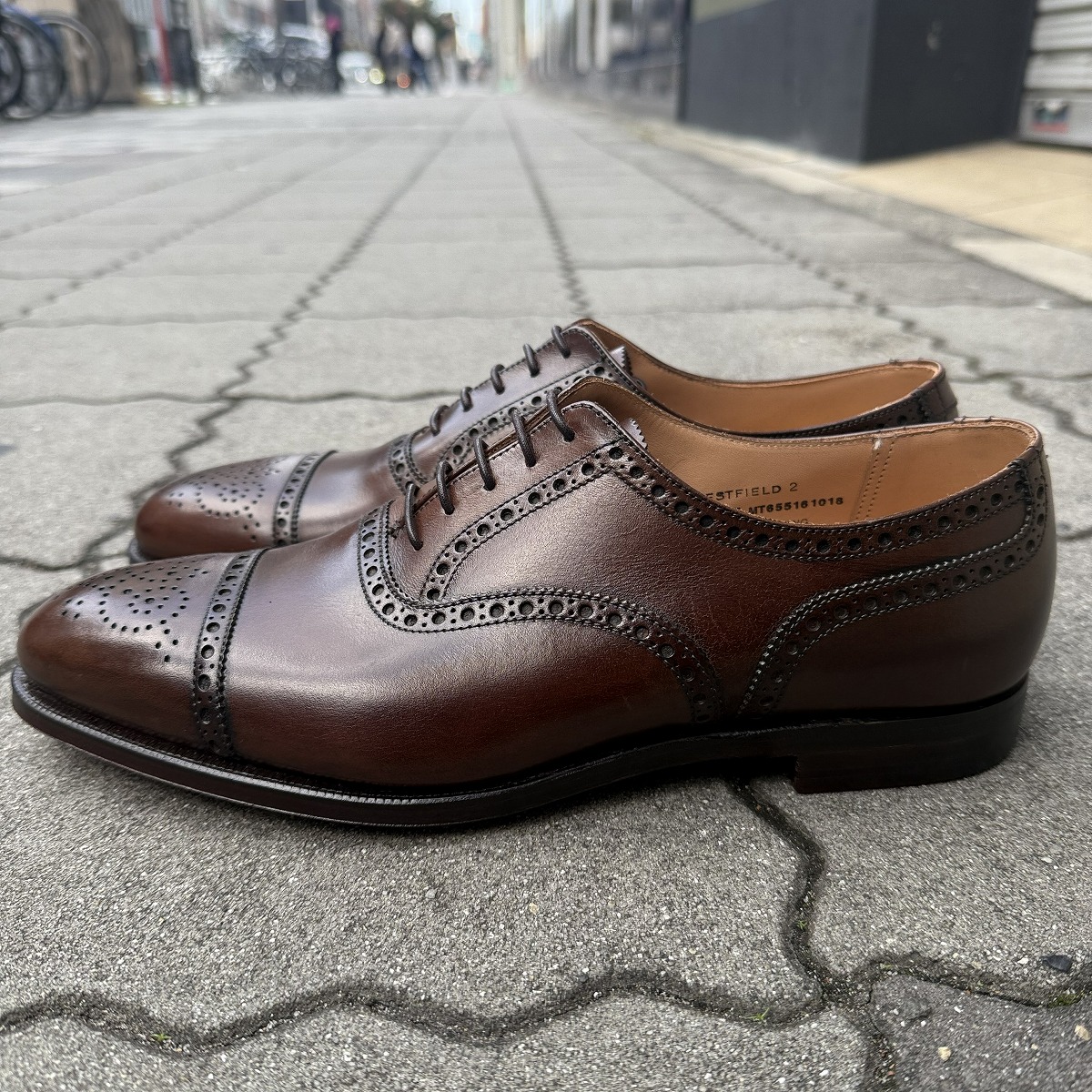 冬の装いにおすすめのクロケット＆ジョーンズのセミブローグ | Trading