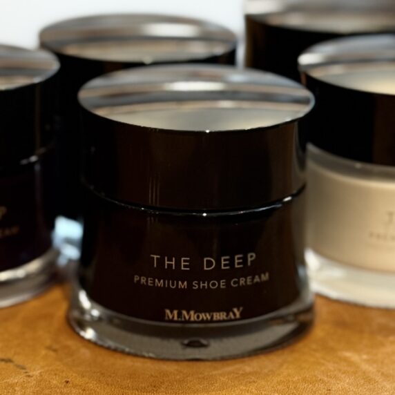 深みのある色とツヤを追求したクリーム「THE DEEP」登場です