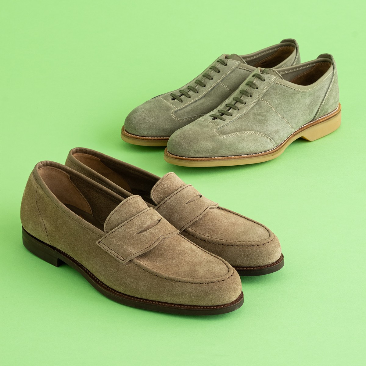 クロケット＆ジョーンズのトレンド素材を使用したおすすめのシューズ
